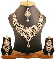 Indian Bollywood Traditional Royal Look Attractive Filigree Carving Rhinestone Grand Bridal Designer Jewelry Necklace Set for Women